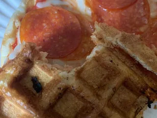 Waffles Pizza