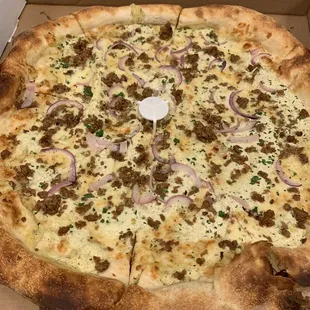 20&apos;&apos; White Pizza