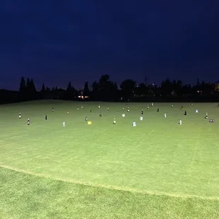 Putting contest. Hit a bottle keep it