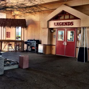 Legends Bar and Grill
