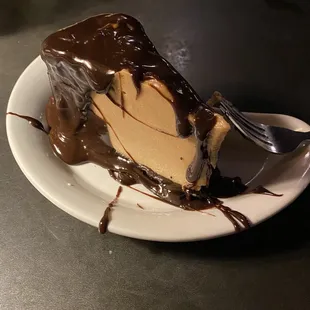 Chocolate peanut butter pie