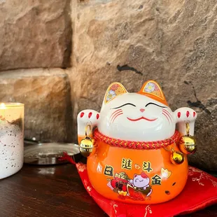 a cat figurine