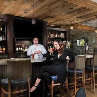 5 local breweries on tap, craft cocktails, oak aged wines.