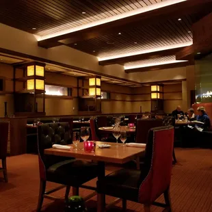 sushi and sashimi, interior