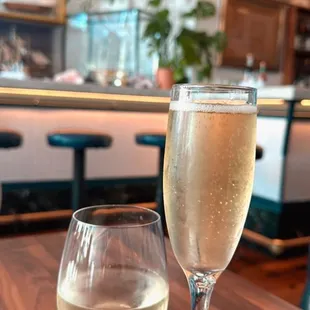 White wine and Prosecco