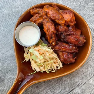 chicken wings and coleslaw