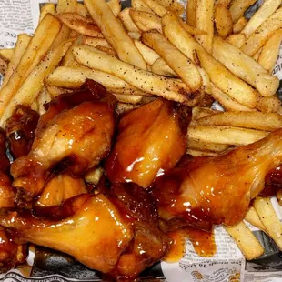 fried chicken, fried chicken wings, chicken wings and fried chicken, food, chicken, bbq chicken, chicken wings, bbq wings, poultry