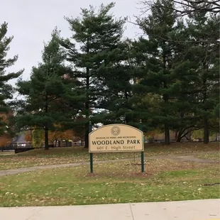 Fall view of Woodland Park