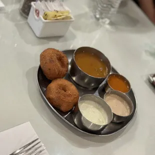 Medhu Vada