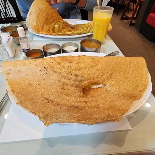 Masala Dosa, Phudina Roast Dosa, Mango Lassi