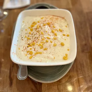 Dahi Bhalla: large quantity. Comes with 2 big pieces.