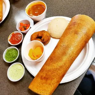 Grill Thali : idli, vada, masala dosa with sweet