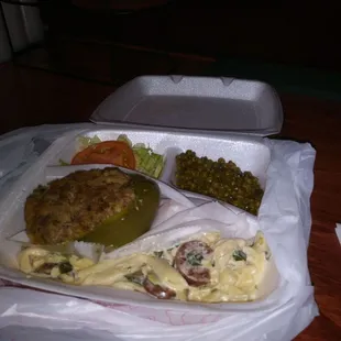 This is a stuffed pepper plate with a fabulous shrimp and sausage pasta.  The gumbo is to die for.