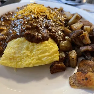 Tamale Omelette w/ ranch fries