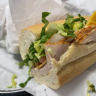 Medium ovengold turkey sandwich.