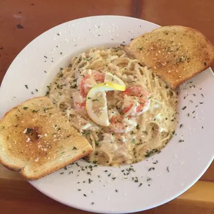 seafood pasta. crab, shrimp,and clams!