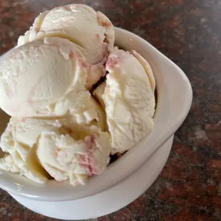 Cherry Vanilla Woodside Creamery