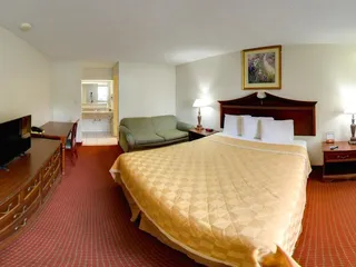 Key West Inn  - Newport News