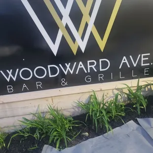 Woodward Ave Bar &amp; Grille Logo