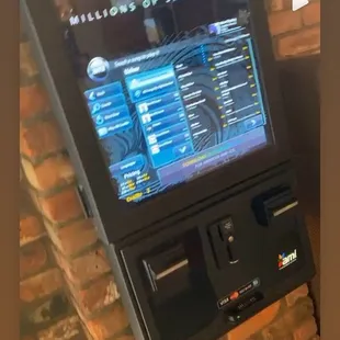 JukeBox @ Woodward Ave!!