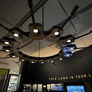 Guitar chandelier in the center of the museum