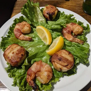 Bacon-Wrapped Shrimp & Scallops