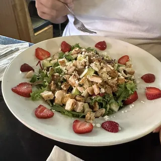 Blackened Chicken Spring Salad