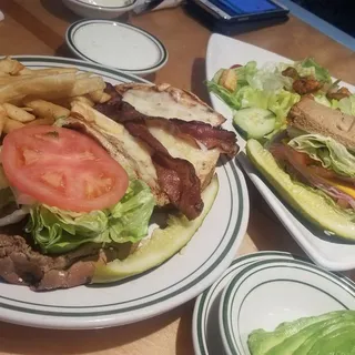1/2 Sandwich, Soup, and Salad