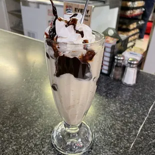 Classic sundae