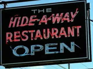 Hide-A-Way Buffalo Grill
