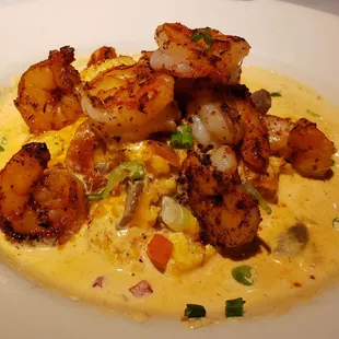 Bayou shrimp and grits