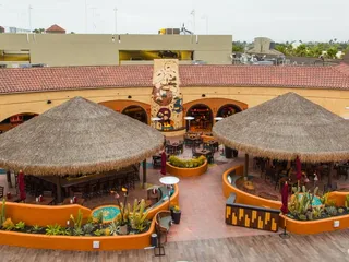 La Vida Cantina
