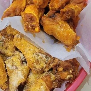 Hot and spicy garlic wings