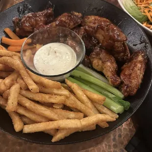 Bbq chicken wings, fries, ranch