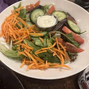 House salad w/ ranch