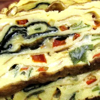 Rolled Egg with Vegs