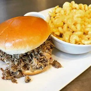 Pulled pork sandwich and Mac-n-cheese