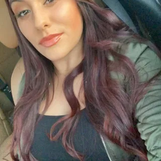 Bella C.