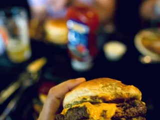 317 Burger