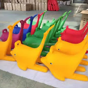 ADULT ICE SKATE AIDS