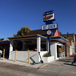 the exterior of a hot chicken restaurant