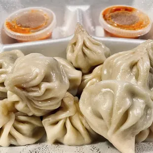 Steamed chicken momo