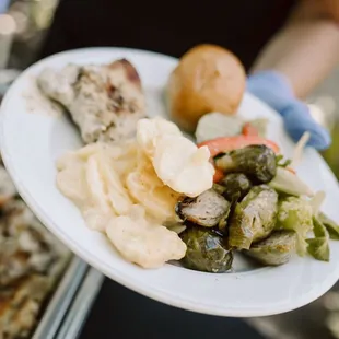 Delicious meal plate (chicken, potatoes, veggies and Brussels sprouts)