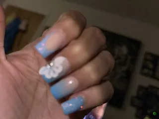 Grand Nails & Spa