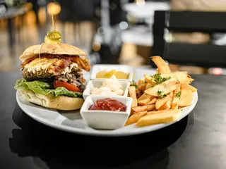 Calypso Bar & Grill