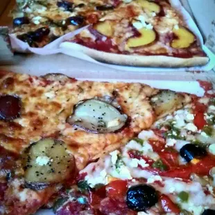 Wasabi Pinepple Veggie Pizza