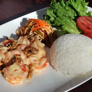 Walnut Shrimp Rice