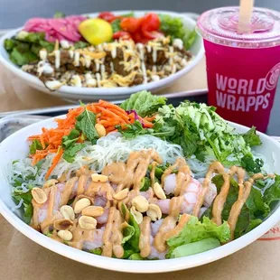 Vietnamese Shrimp Salad Bowl. Photo by @martiwantsmore
