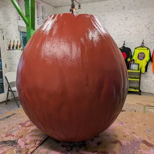 World&apos;s Largest Ball of Paint, Alexandria