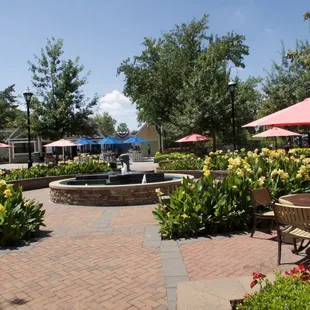 Fountain and patio seating in Americana